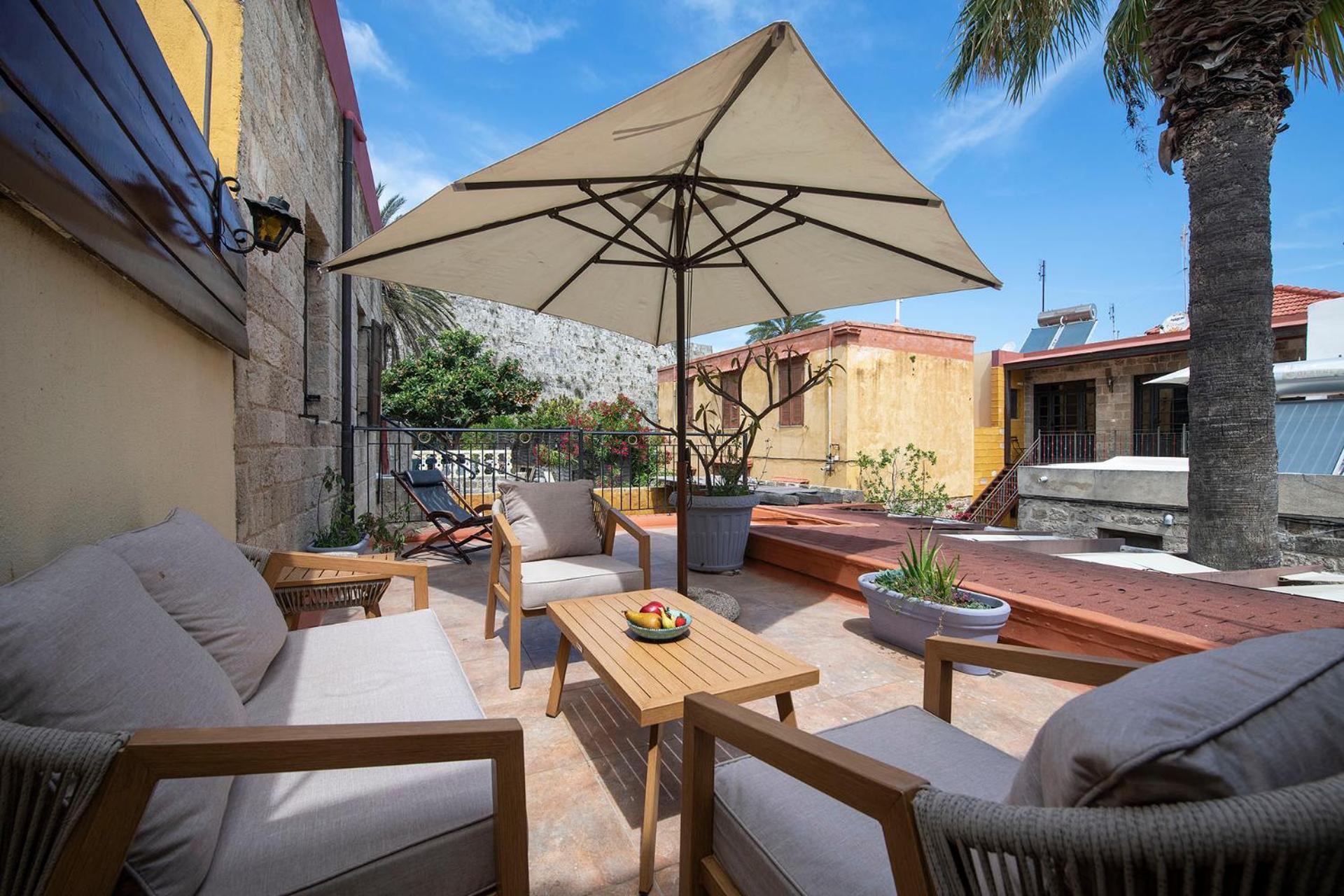 Old Town Corner Luxury Studios Rhodes City Exterior foto